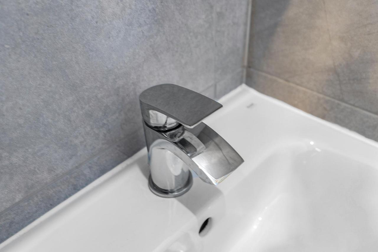 Cheerful Stays - Jamson Pl 3 Bed Apartment 爱丁堡 外观 照片